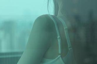 秀人网 – 私房图集游乐场：风景尤美带着灰丝，高逼格闯入衣物泛滥区！