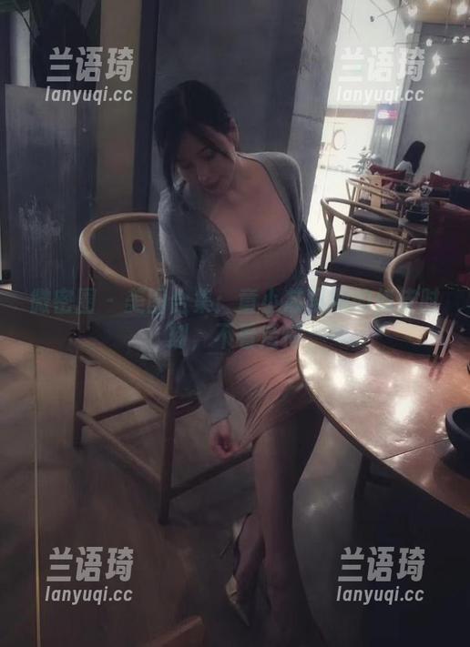 微密圈 - 美图合集：童小芯早期的俏皮时刻，不看后悔