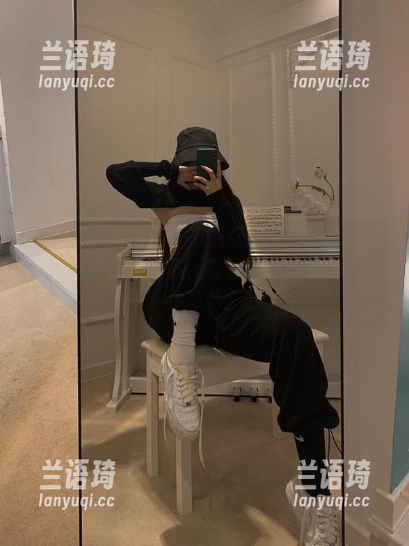 微密圈 - 树懒都合不拢眼的粉色的猪陈佩奇写真图册，哇塞，真能让你停下脚步诗意停留。