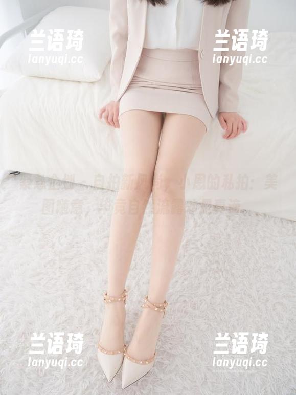 紧急企划 - 自拍新风尚，小恩的私拍：美图随意，毕竟自然流露才是真谛。