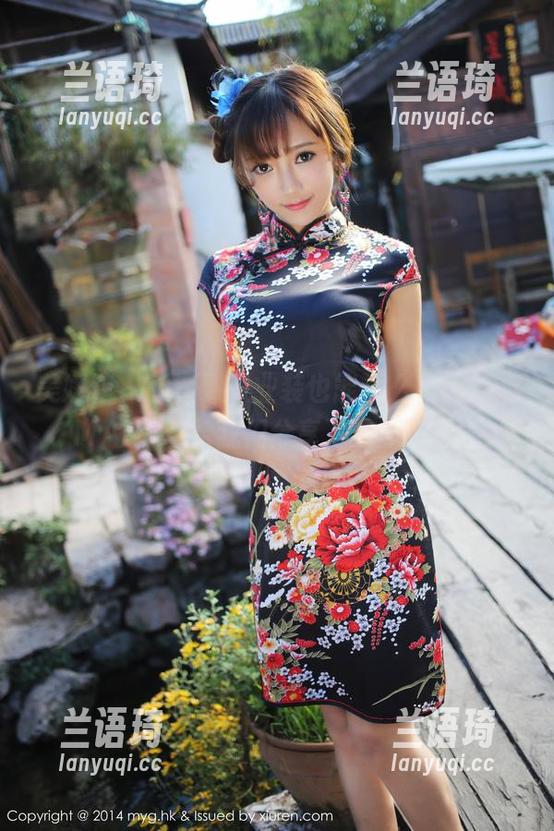 美媛馆-MARA酱 美媛馆 - 想不到职业装也能这么有意思,MARA酱给我们分享了啥新花样?