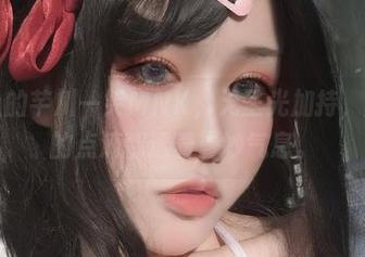 天台上的芊川一笑MNK，无圣光加持，图集中的点滴都透着曼妙气息。