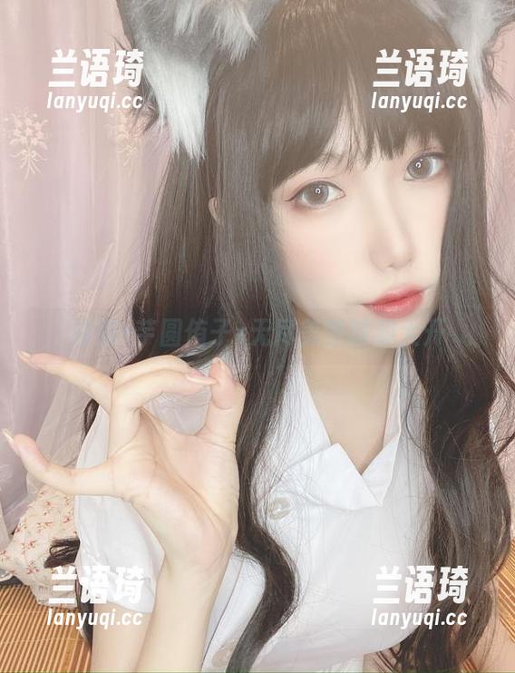 校服+芋圆侑子=无尽美图脑洞大开