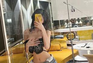 微密圈 – 图看看，葛征发布的黑点黑丝最新作品，感觉这应该成为流行趋势了，会不会有人效仿？