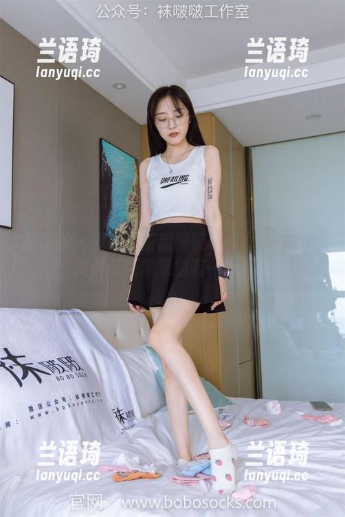 袜啵啵 - 没想到甜甜圈能和修女扯上关系，美图壁纸倒是别有一番风味。