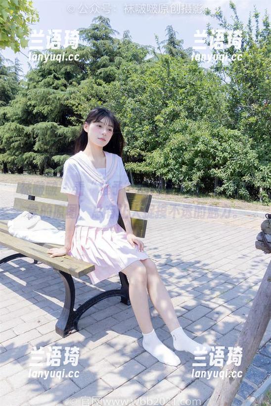 袜啵啵 - 看“稚予”的内衣作品，不同寻常的原图，总有让人捉摸不透的魅力。