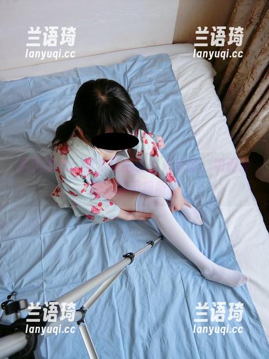 西尔酱 黑死库水:西尔酱的无圣光作品,瞬间停滞,又不知所措