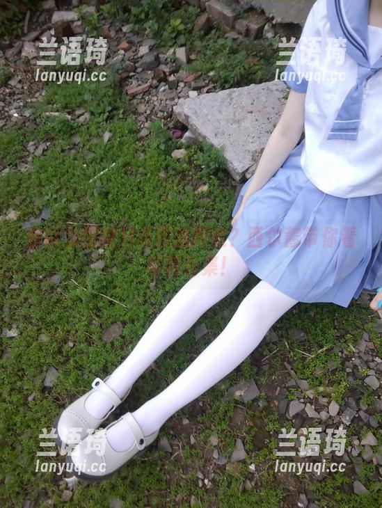 你以为围裙只有厨房用途？西尔酱带你看写真合集！