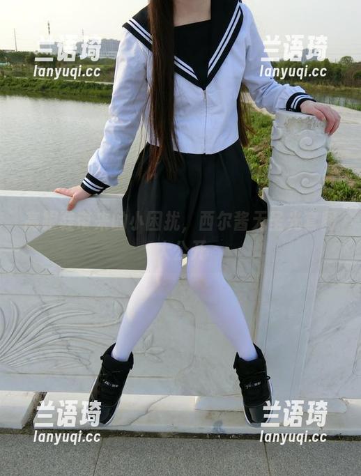 高跟鞋带来的小困扰，西尔酱无圣光套图大公开