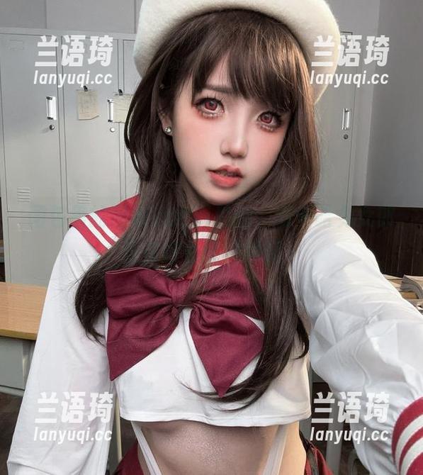 图包里的阿薰kaOri私拍，斯卡哈兔女郎正在这么轻松撒娇～