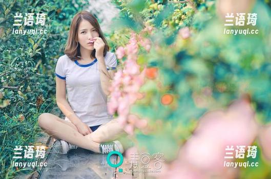 青豆客 - 免费的作品，王语纯白裙如约而至，结果比你想的要好！