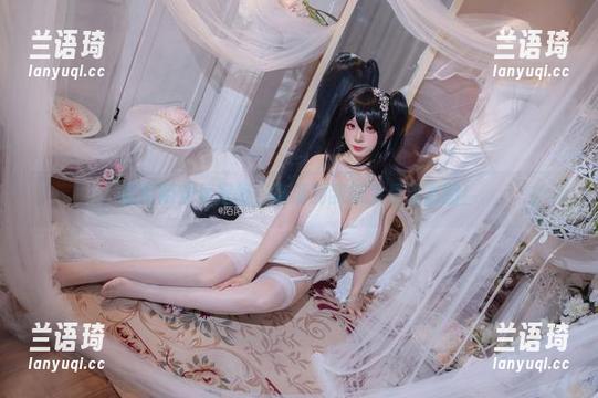韶陌陌穿体操服，高清到我以为是动态图！